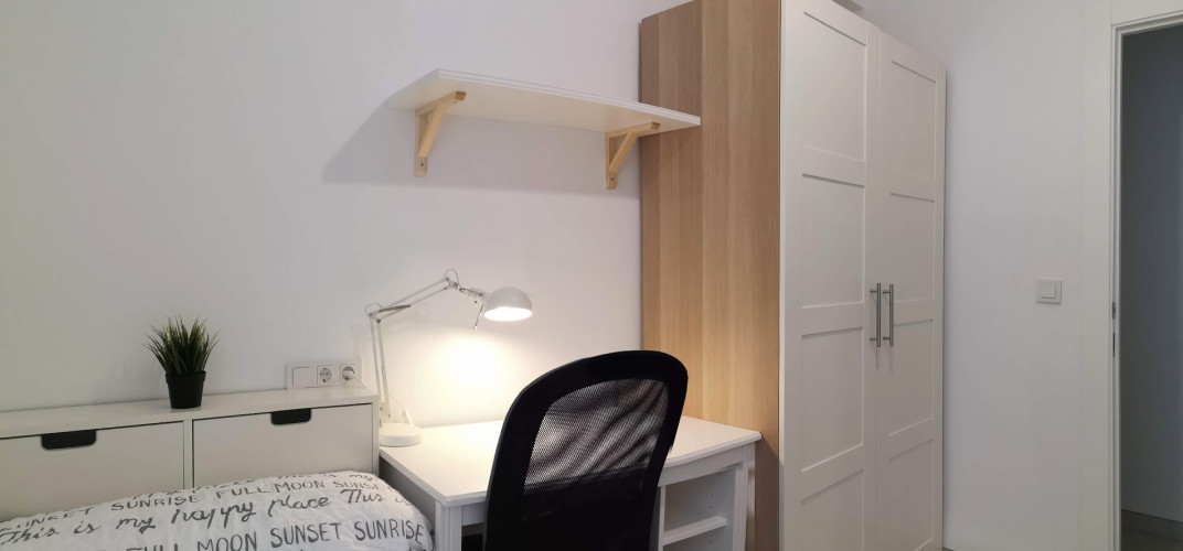 Flatroomers.com, habitacion de estudiantes en ciudad jardin cordoba