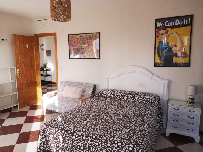 double bed student room cordoba vizconde 04