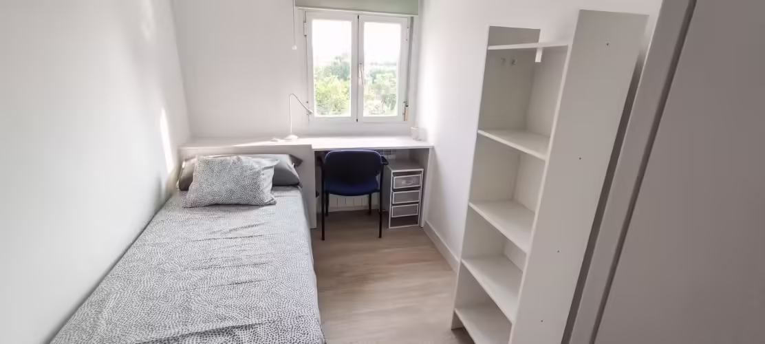 Erasmus accommodation in Cordoba. Room for rent in Cordoba in Ciudad Jardin. Erasmus student in Cordoba.