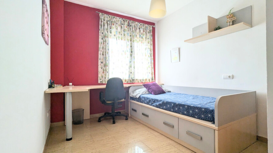 student room for rent in Cordoba, Ciudad Jardin. Erasmus room in Cordoba. Flatroomers.com