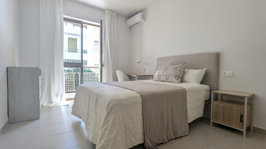 Habitacion estudiantes Córdoba, Ciudad Jardin, calle Damasco 14, habitacion 1